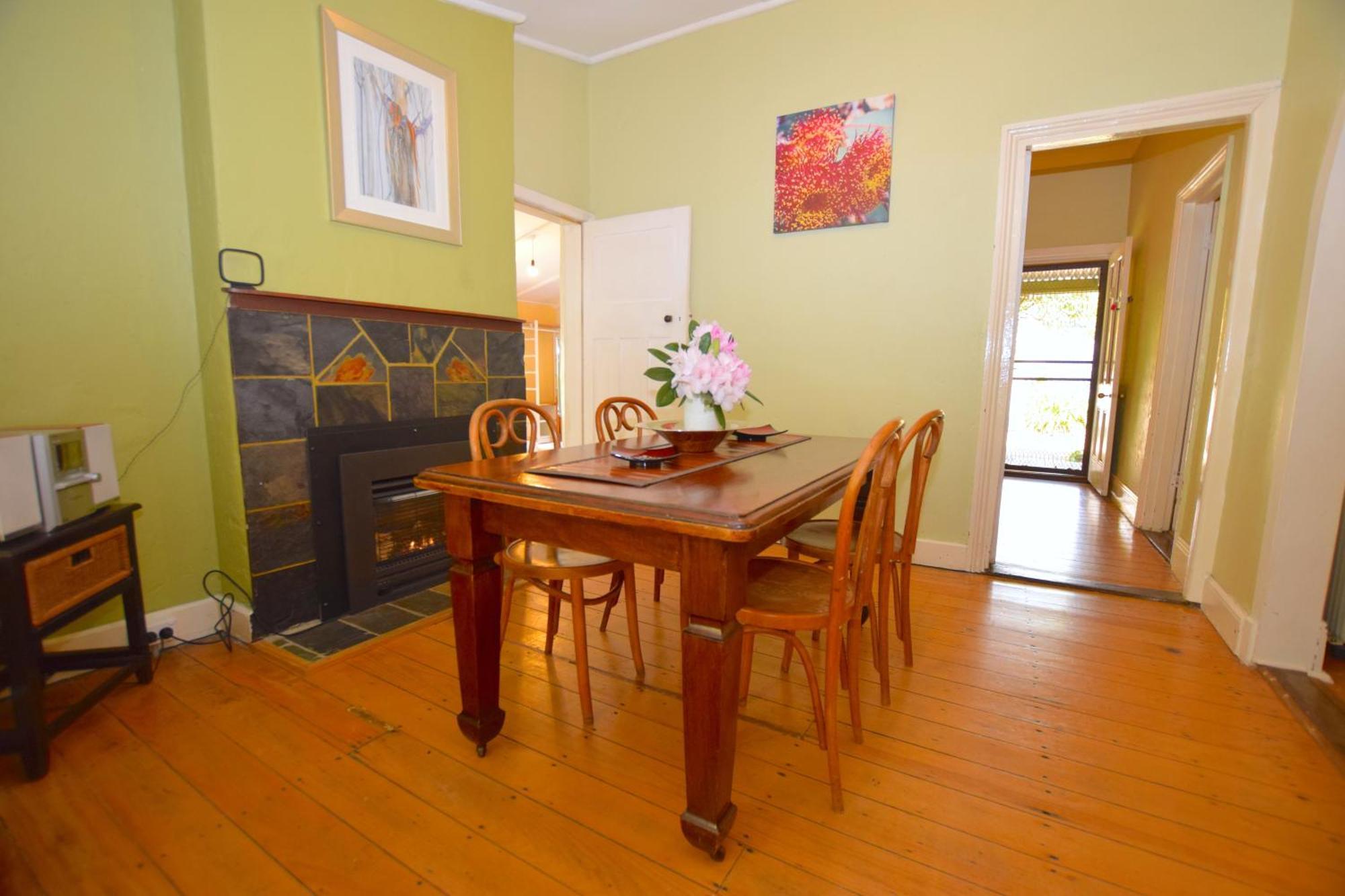 Waragil Cottage - Original Settler'S Home Blackheath Buitenkant foto